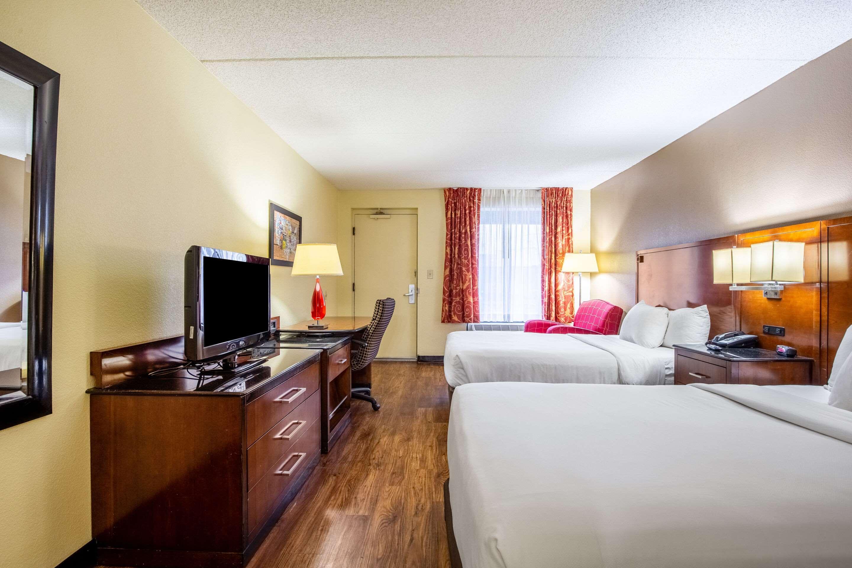 อีโคโน ลอดจ์ นาวาลสเตชั่น นอร์โฟล์ค Hotel นอร์ฟอล์ก ภายนอก รูปภาพ