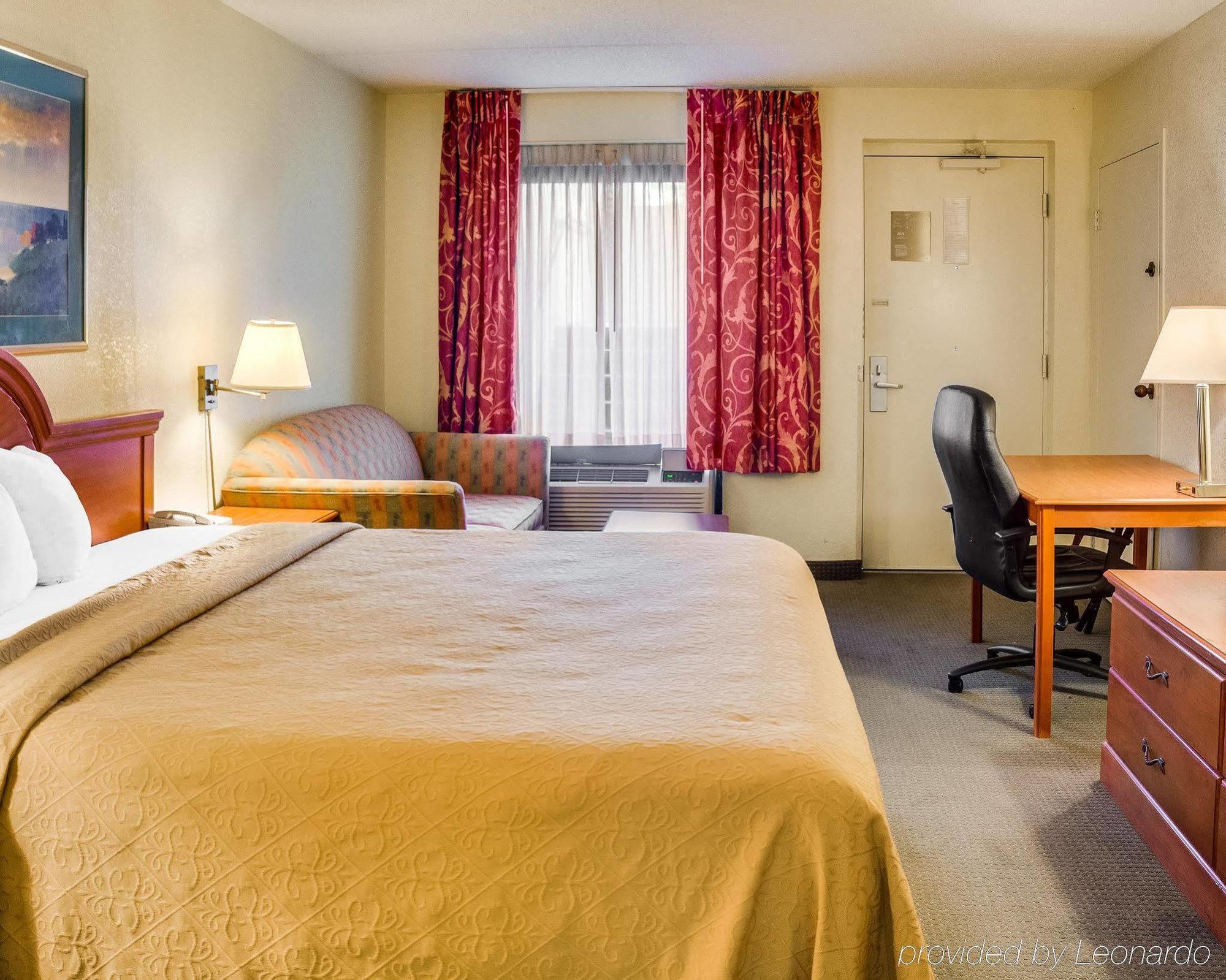 อีโคโน ลอดจ์ นาวาลสเตชั่น นอร์โฟล์ค Hotel นอร์ฟอล์ก ภายนอก รูปภาพ