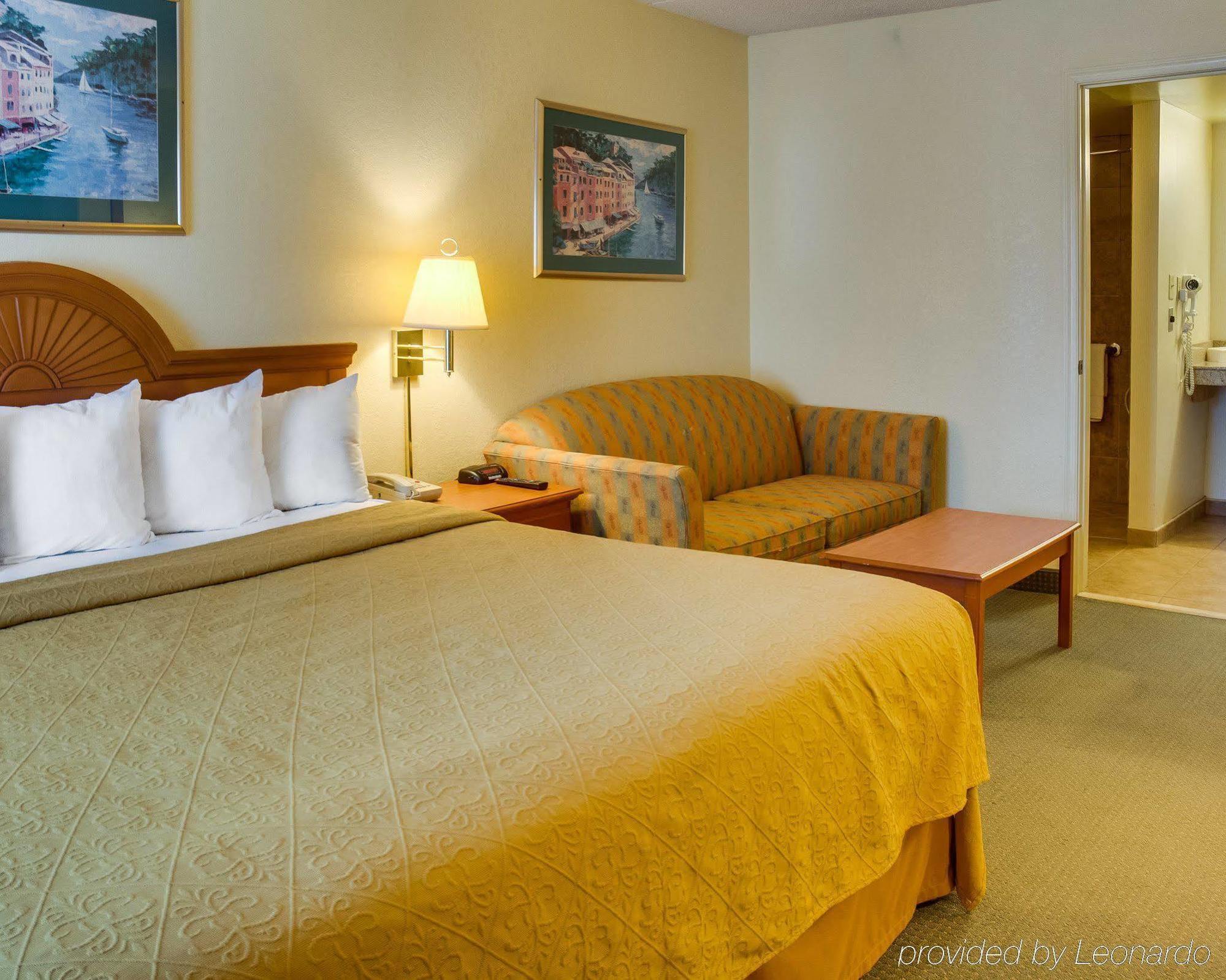 อีโคโน ลอดจ์ นาวาลสเตชั่น นอร์โฟล์ค Hotel นอร์ฟอล์ก ภายนอก รูปภาพ