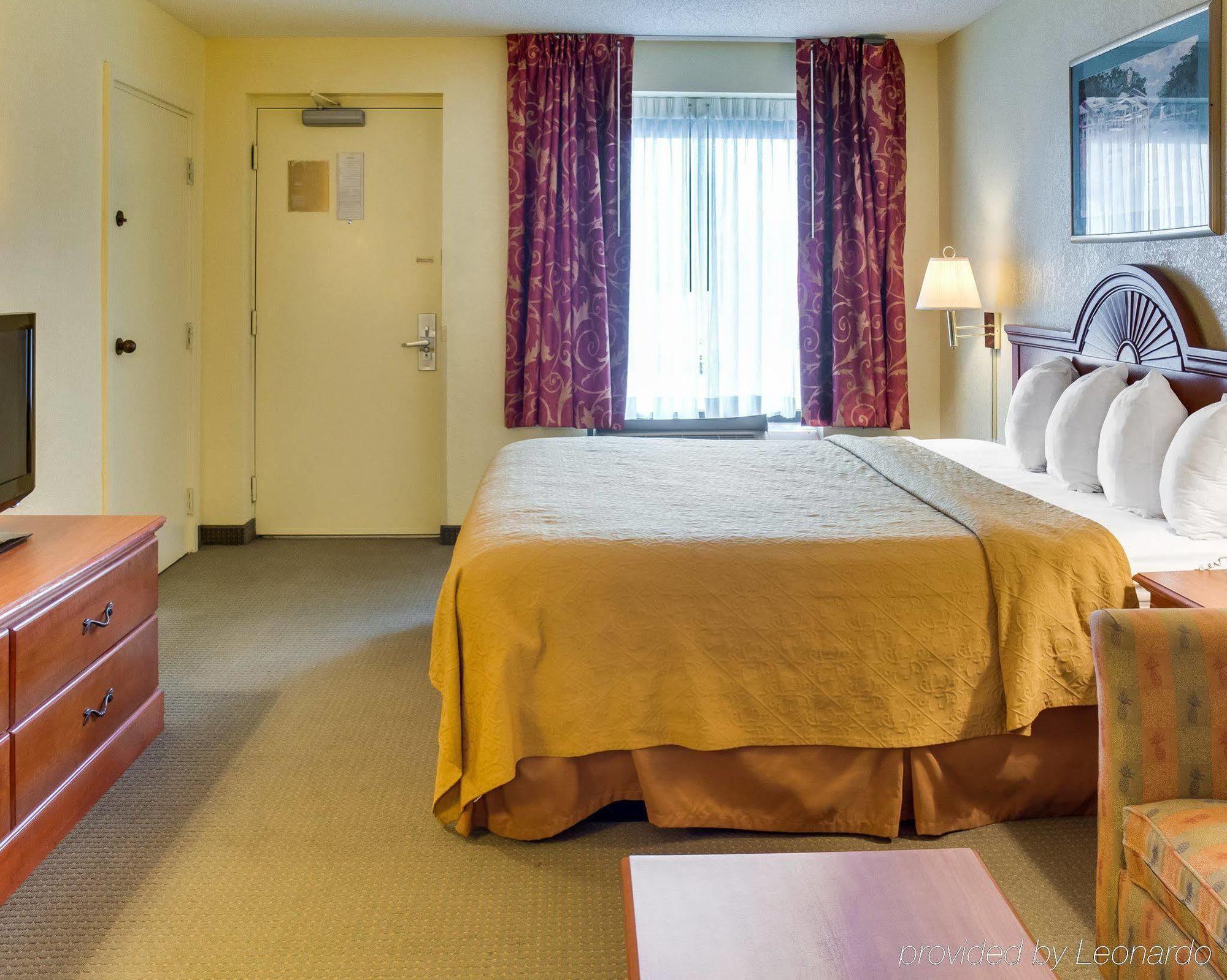 อีโคโน ลอดจ์ นาวาลสเตชั่น นอร์โฟล์ค Hotel นอร์ฟอล์ก ภายนอก รูปภาพ